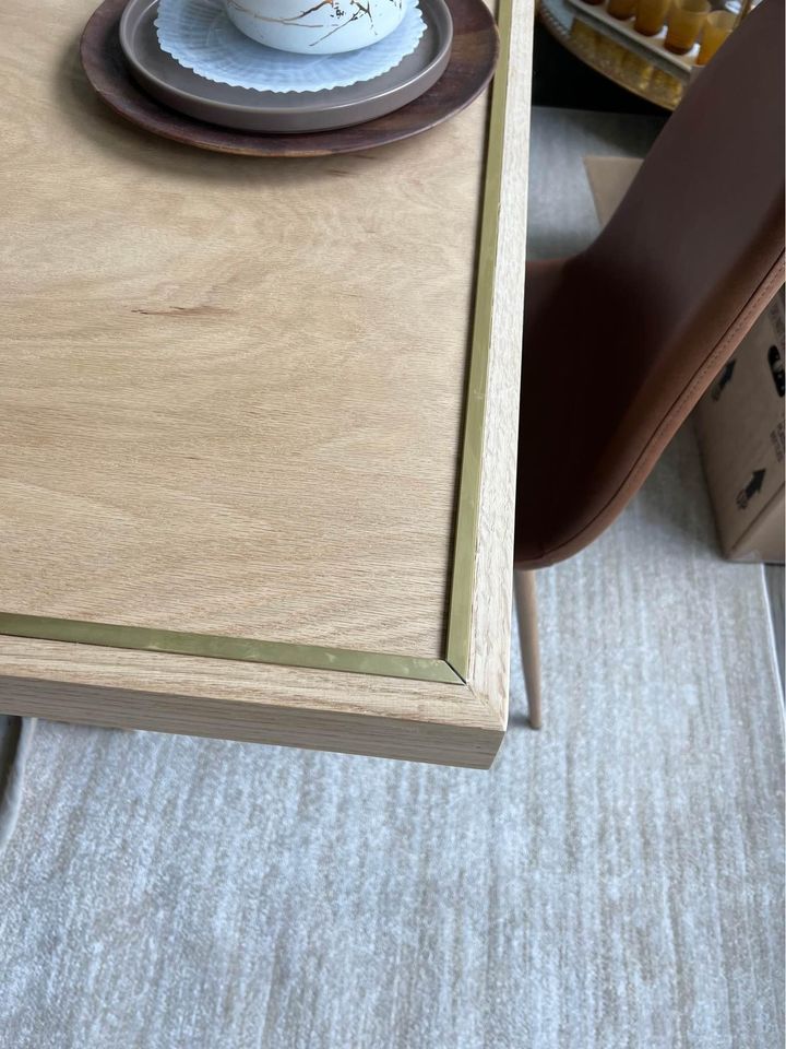 build this MODERN DINING TABLE